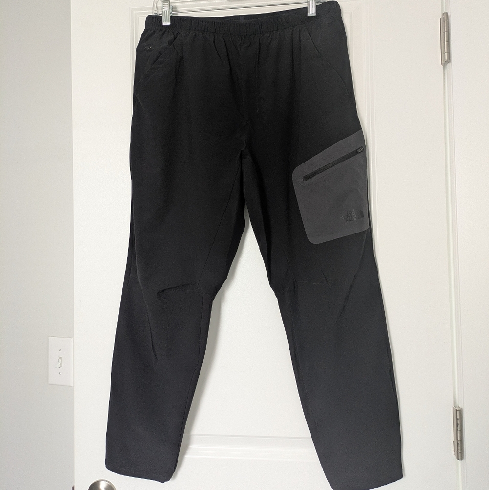 The North Face Men's Lightstride Stretch Tech Pant - Picture 3 of 10